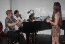 Anne Rumzis, soprano (USA)